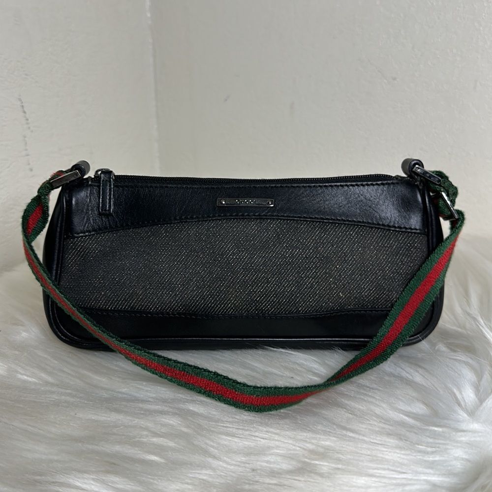 💯Authentic Gucci Shoulder bag with Cherryline 🍀 - Picture 10 of 13